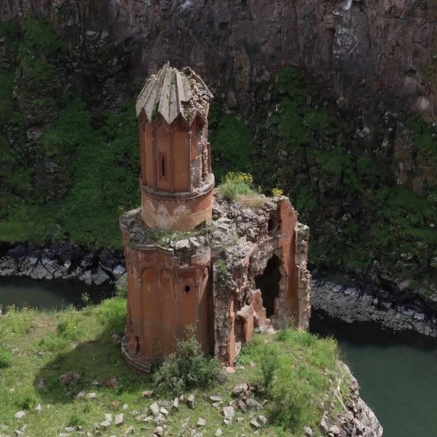 UÇAKLI RÜYA GİBİ DOĞUNUN HAZİNELERİ-S007