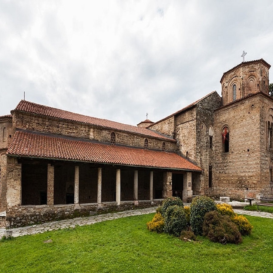 VİZESİZ İSTANBUL ÇIKIŞLI UÇAKLI BALKAN ÜÇLÜSÜ TURU & 3 ÜLKE-V010