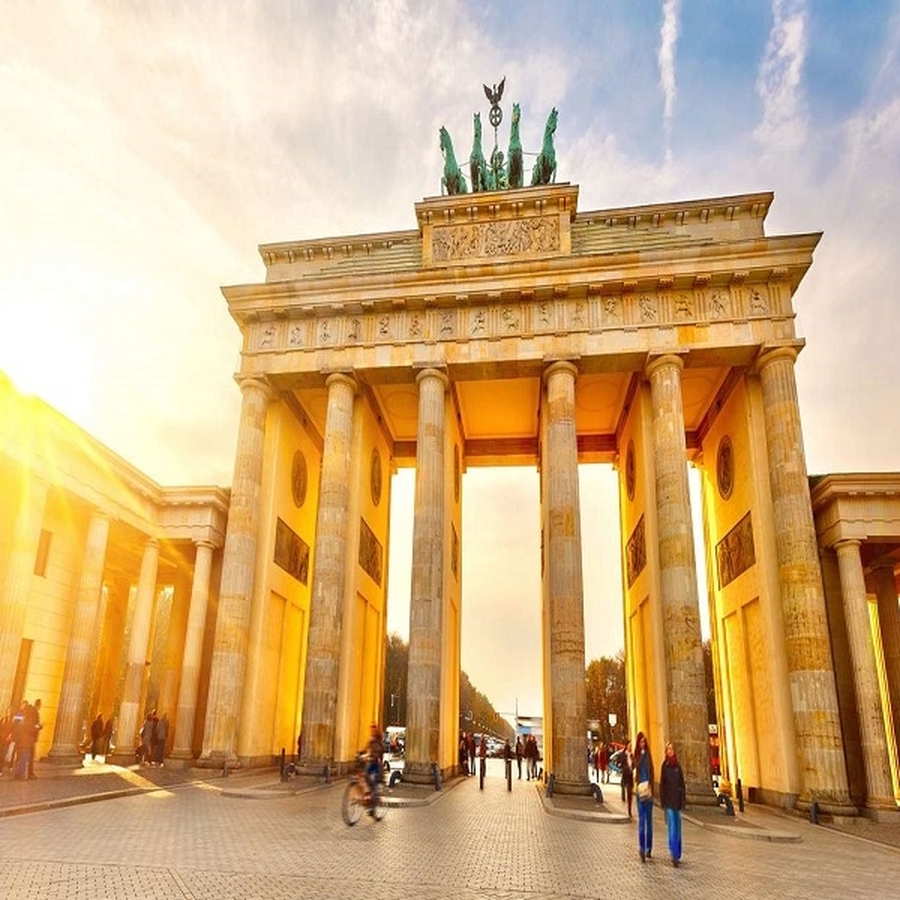 YILBAŞI BERLİN-PRAG ROTASI TURU-P015